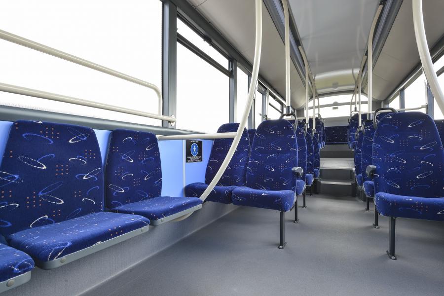 Интерьер Alexander Dennis Enviro200 2015 года  (фото 37 из 39)
